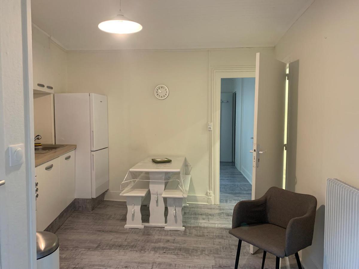 4 Personnes, 1 Chambre, Terrasse, Wifi, Proche Du Centre Apartment *